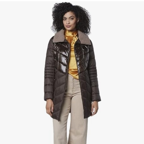Marc New York by Andrew Marc Women's Asymmetrical Cire Puffer Quilted Mid-Length - Picture 5 of 16